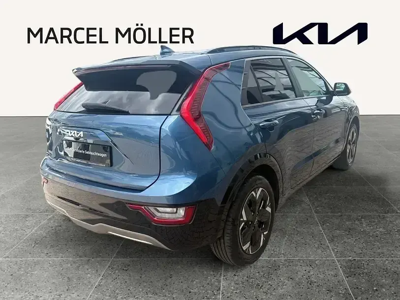 Gebraucht Kia e-Niro Inspiration 150 kW (204 PS) 2023 Mineralblau met. (metallic) SUV