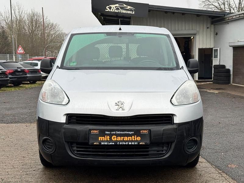 Gebraucht Peugeot Partner 90 PS (66 kW) 2015 Grau Van / Kleinbus