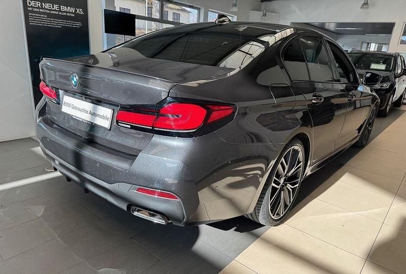 Gebraucht BMW M550 Performance 530 PS (389 kW) 2022 Grau Limousine