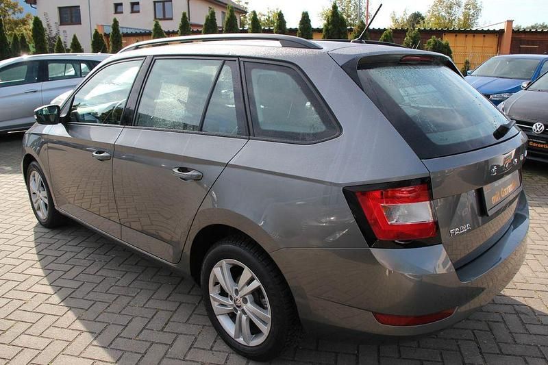 Gebraucht Skoda Fabia Ambition 95 PS (69 kW) 2022 Grau Kleinwagen