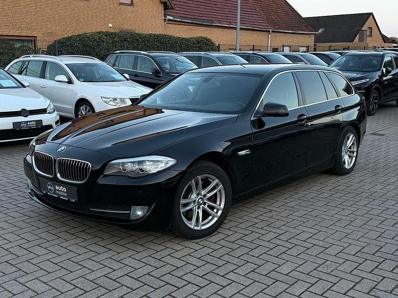Gebraucht BMW 520 Performance 184 PS (135 kW) 2013 Schwarz Kombi