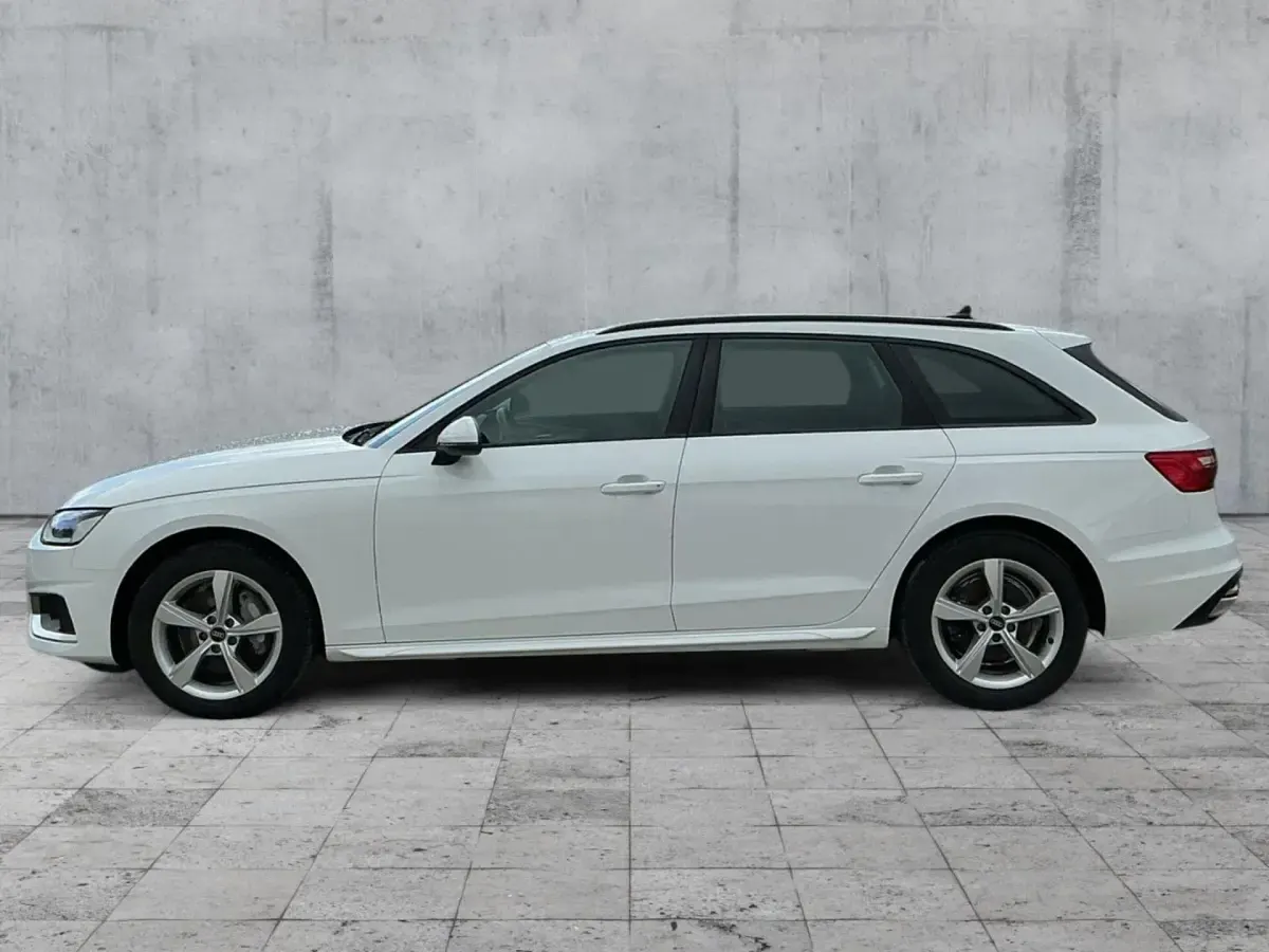 Gebraucht Audi A4 Advanced Plus 204 PS (150 kW) 2022 Weiß Kombi