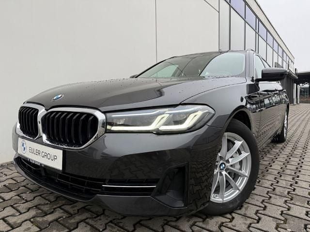 Gebraucht BMW 530 286 PS (210 kW) 2023 Grau Kombi