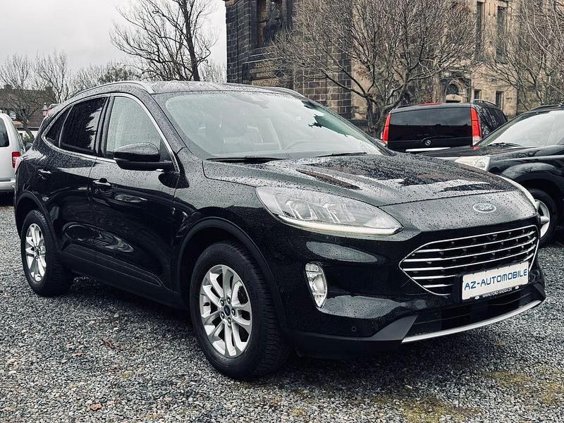 Gebraucht Ford Kuga Titanium 150 PS (110 kW) 2020 Agate black SUV