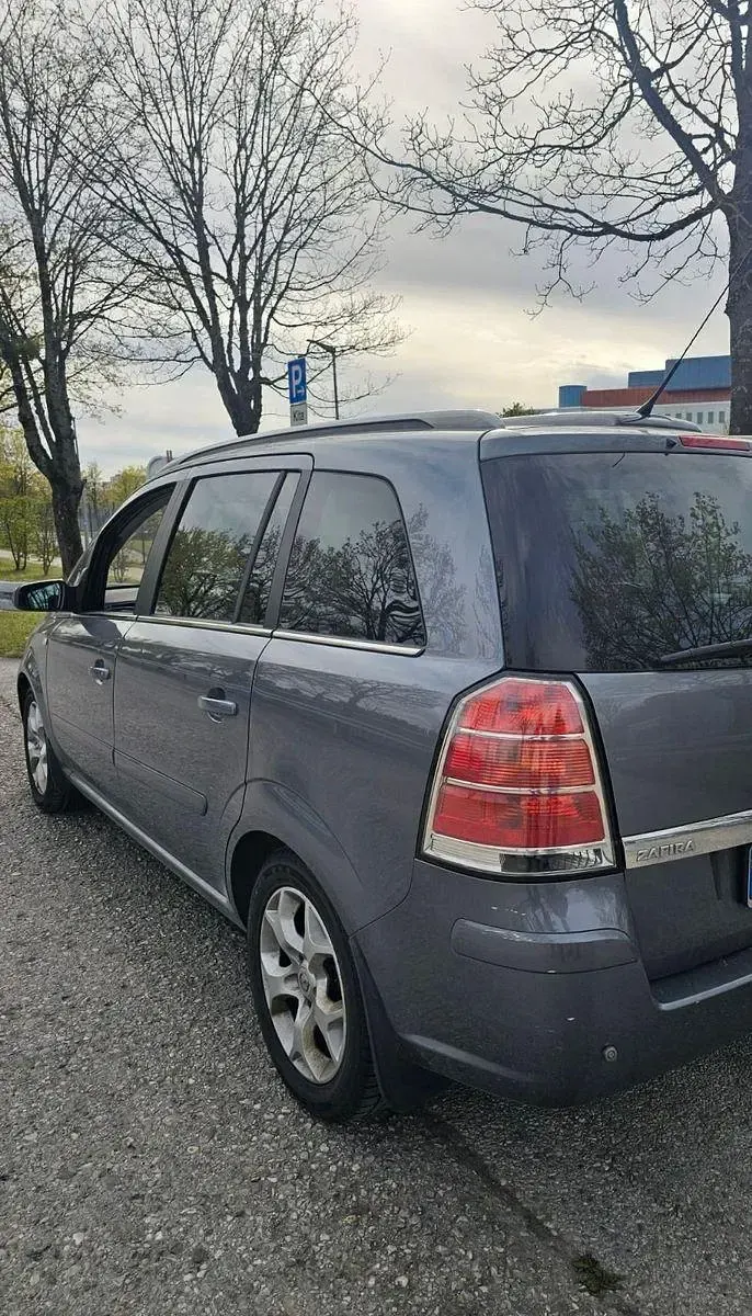 Gebraucht Opel Zafira Edition+ 150 PS (110 kW) 2006 Schwarz Van / Kleinbus