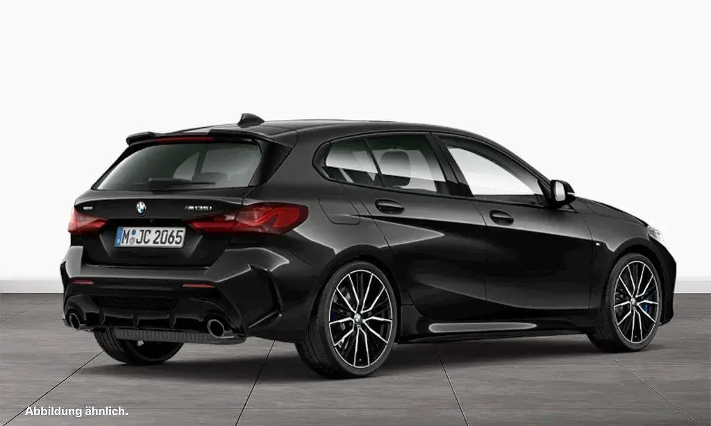 Gebraucht BMW M135 Performance 306 PS (225 kW) 2023 Schwarz Kleinwagen