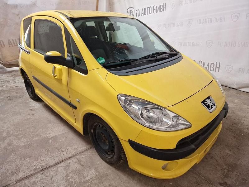 Gebraucht Peugeot 1007 Filou 73 PS (53 kW) 2005 Van / Kleinbus
