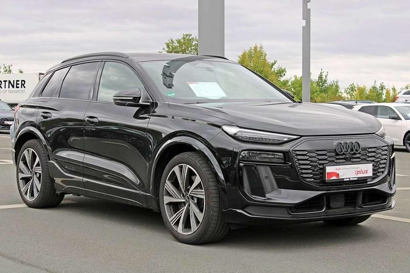 Schwarz Gebraucht 2024 Audi SQ6 e-tron Ambiente SUV | 71.890 € (Guter Preis) - Bild 1/3