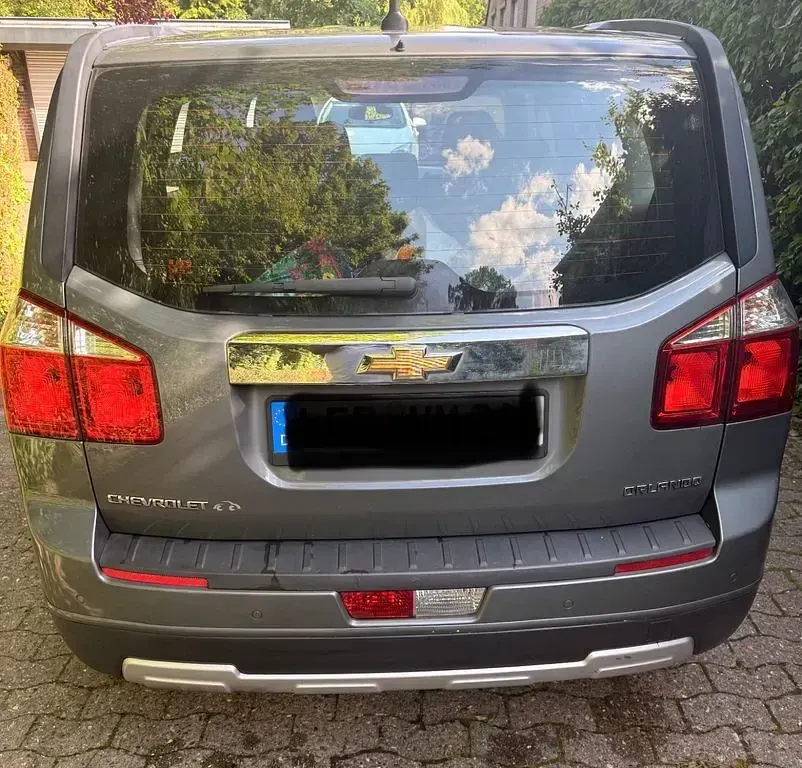 Gebraucht Chevrolet Orlando LT 163 PS (119 kW) 2012 Grau Van / Kleinbus