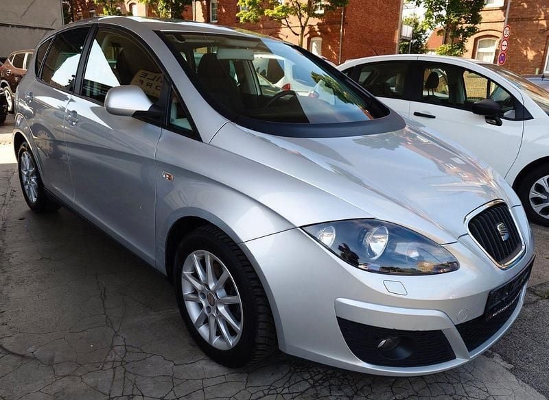 Silber Gebraucht 2012 Seat Altea Copa Van / Kleinbus | 5.699 € (Fairer Preis) - Bild 1/4