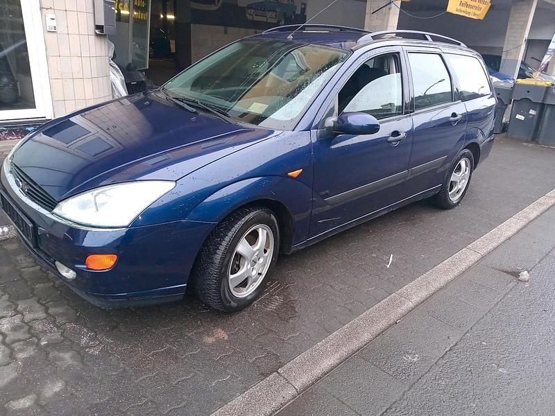 Gebraucht Ford Focus 101 PS (74 kW) 1999 Blau Kombi