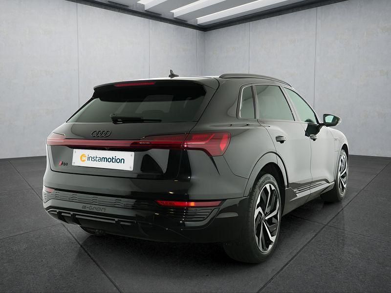 Gebraucht Audi Q8 e-tron S-Line 300 kW (408 PS) 2023 Schwarz SUV