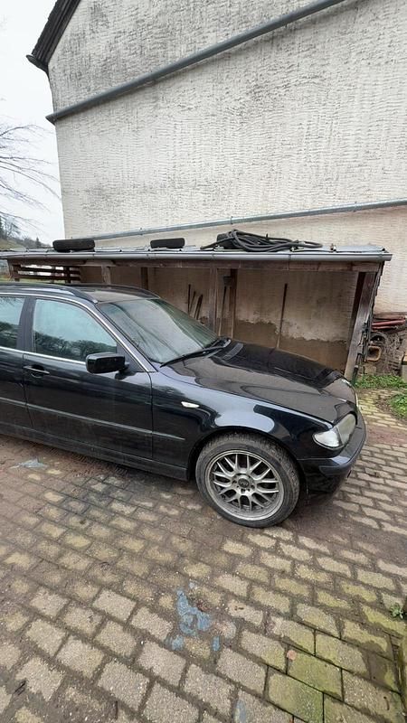 Gebraucht BMW 320 150 PS (110 kW) 2004 Schwarz Kombi