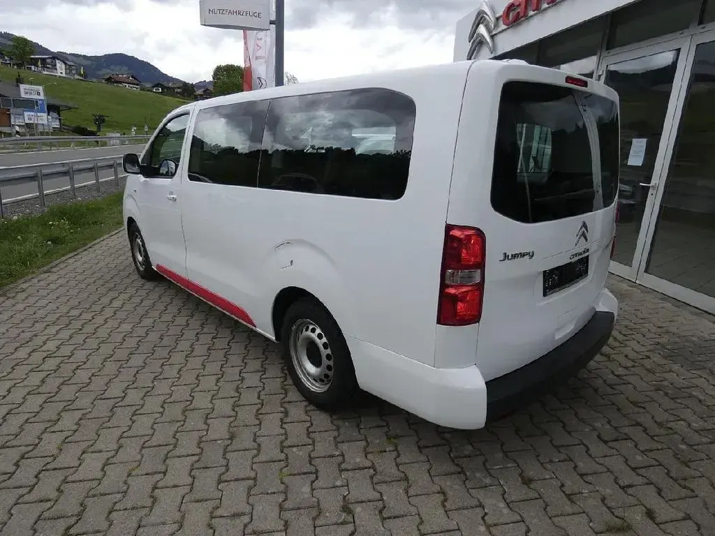 Używany Citroën Jumpy 120 KM (88 kW) 2021 Biały Minivan