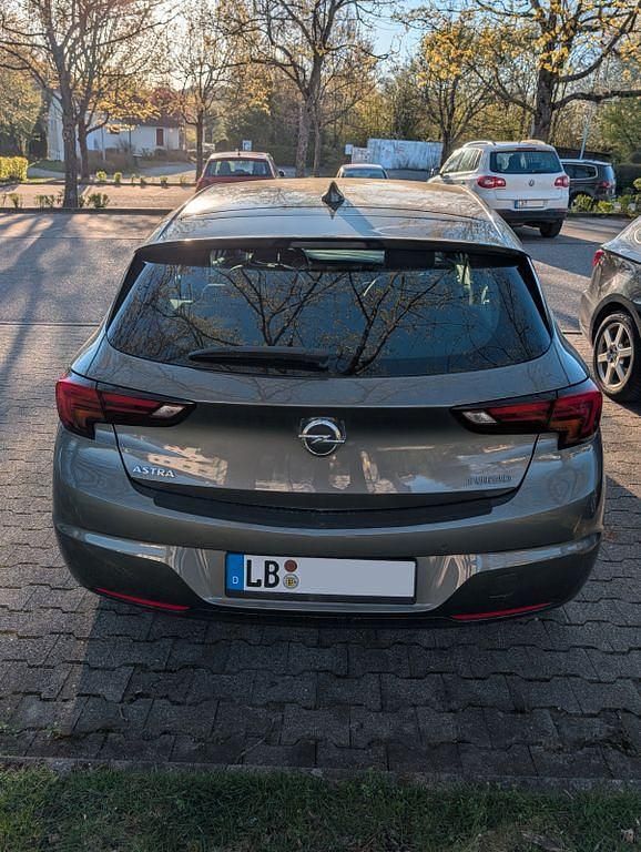 Gebraucht Opel Astra Innovation 150 PS (110 kW) 2017 Grau Limousine