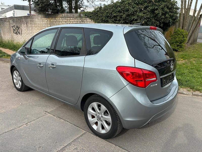 Gebraucht Opel Meriva 90 PS (66 kW) 2012 Grau Van / Kleinbus