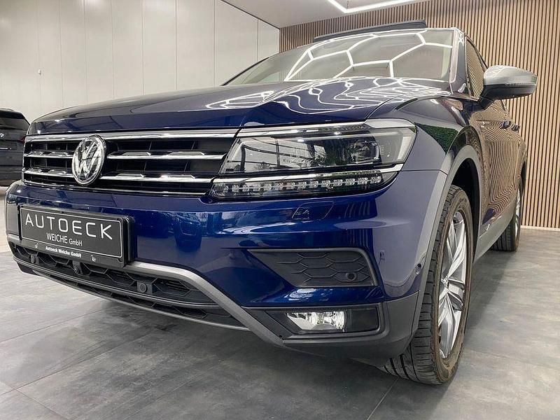 Blau Gebraucht 2021 VW Tiguan Allspace Highline SUV | 27.950 € (Superpreis) - Bild 1/4