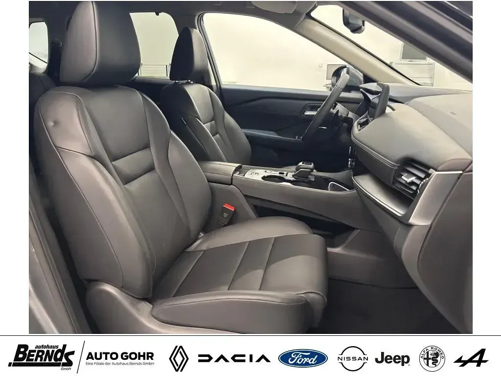 Neu Nissan X-Trail N-Connecta 163 PS (119 kW) 2025 Grau SUV