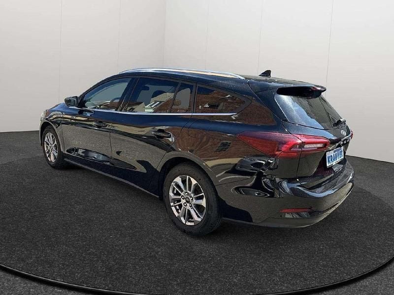 Gebraucht Ford Focus Titanium 125 PS (91 kW) 2022 Obsidianschwarz metallic Kombi