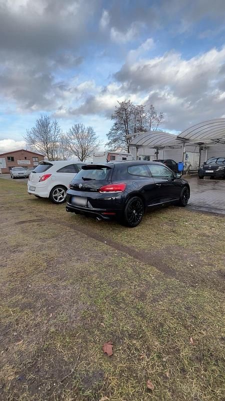 Gebraucht VW Scirocco 122 PS (89 kW) 2011 Schwarz Coupé