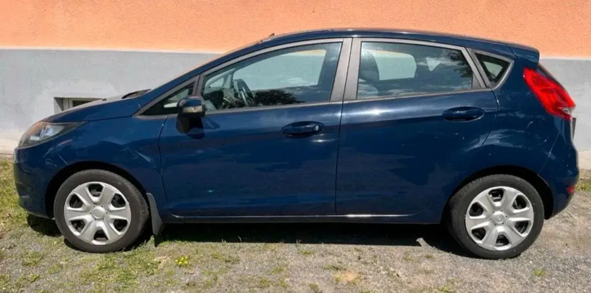 Gebraucht Ford Fiesta 76 PS (55 kW) 2009 Blau Kleinwagen