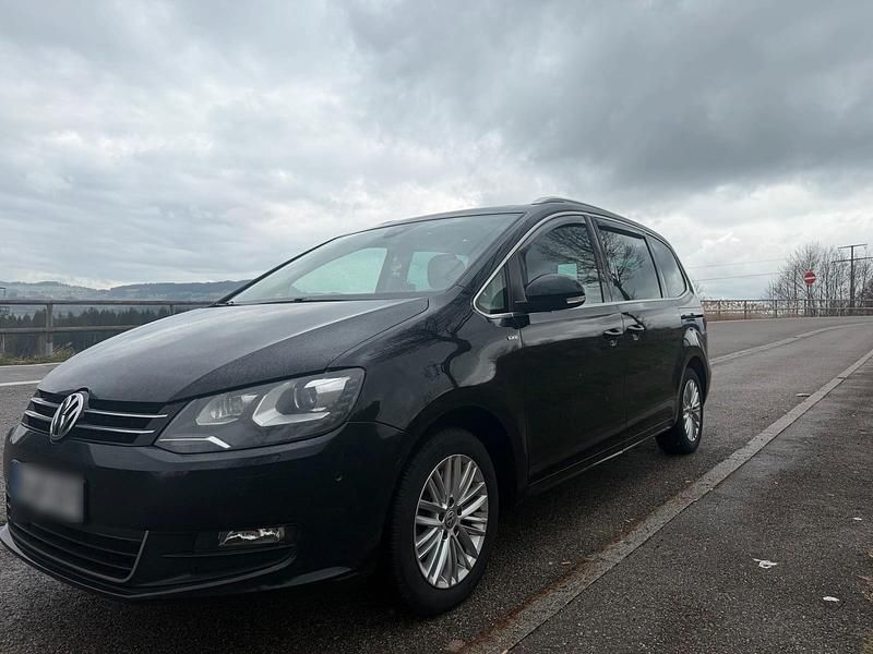 Gebraucht VW Sharan 140 PS (102 kW) 2013 Schwarz Van / Kleinbus