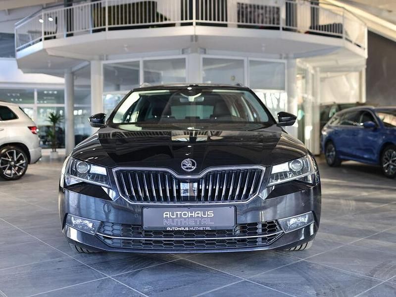 Gebraucht Skoda Superb Style 280 PS (205 kW) 2017 Schwarz Kombi