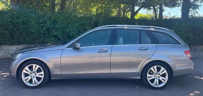 Gebraucht Mercedes C200 136 PS (100 kW) 2008 Silber Limousine
