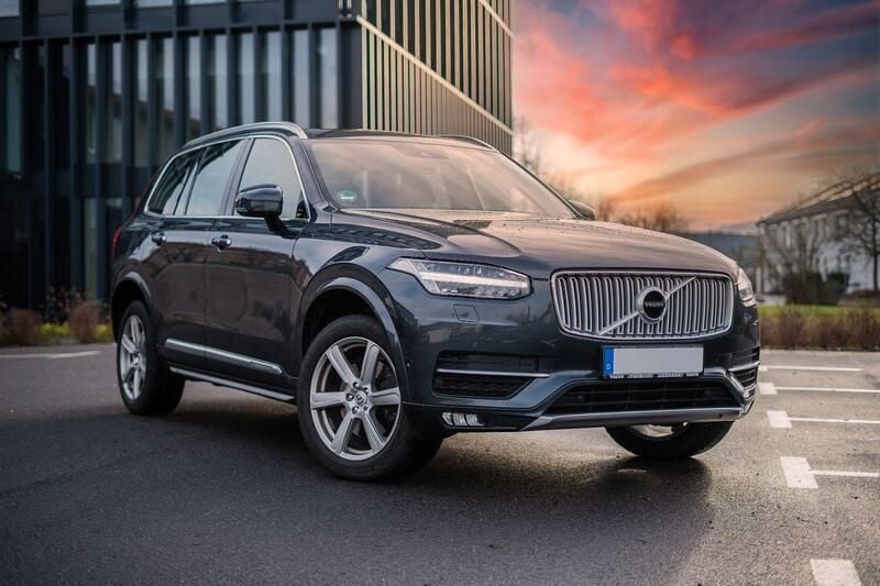 Schwarz Gebraucht 2015 Volvo XC90 Inscription SUV | 21.000 € (Guter Preis) - Bild 1/4
