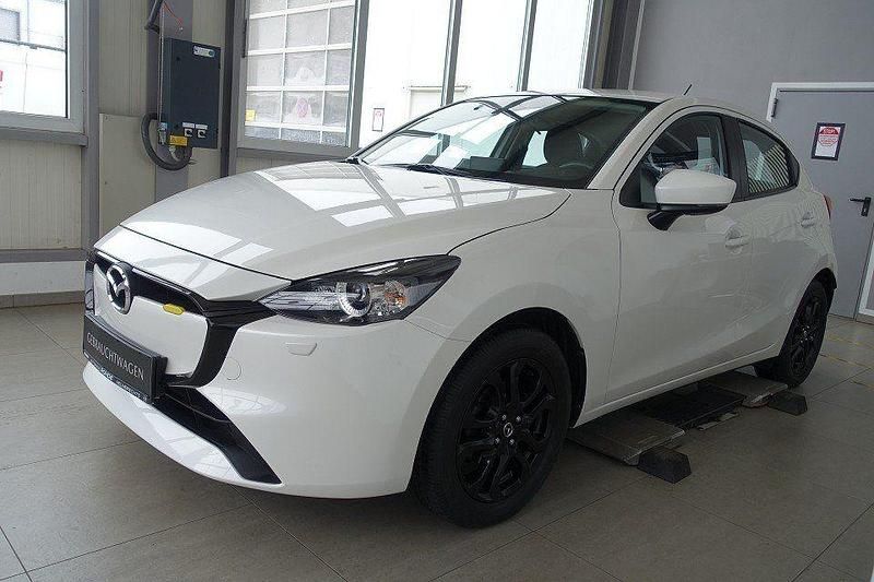 Gebraucht Mazda 2 Center-Line 90 PS (66 kW) 2024 Weiß Kleinwagen