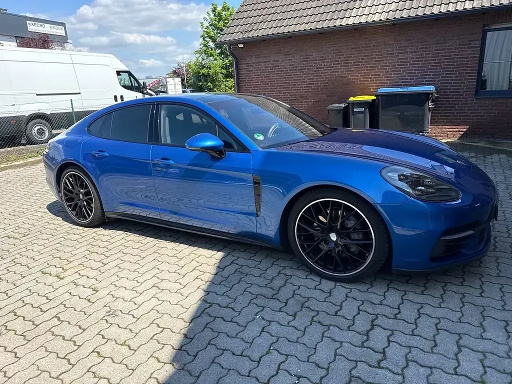 Gebraucht Porsche Panamera 4S 421 PS (309 kW) 2017 Blau Limousine