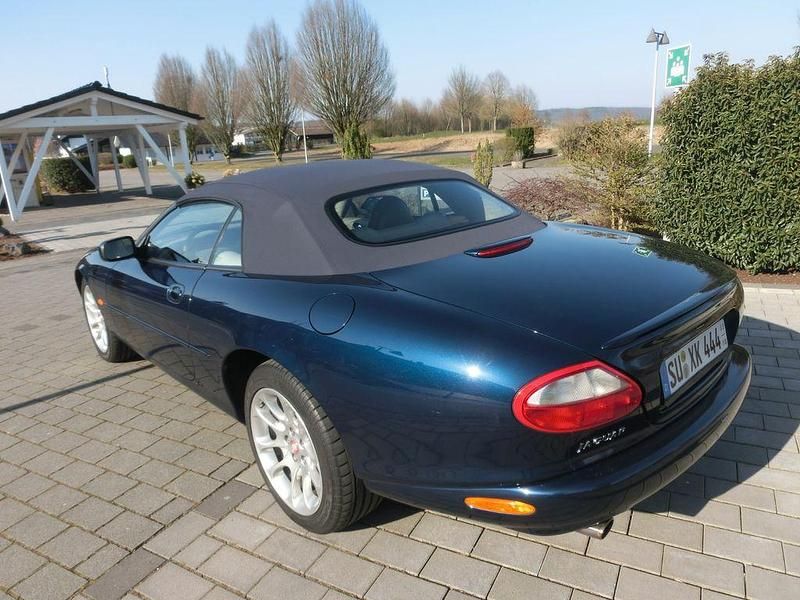 Gebraucht Jaguar XKR S 363 PS (266 kW) 1999 Blau Cabrio