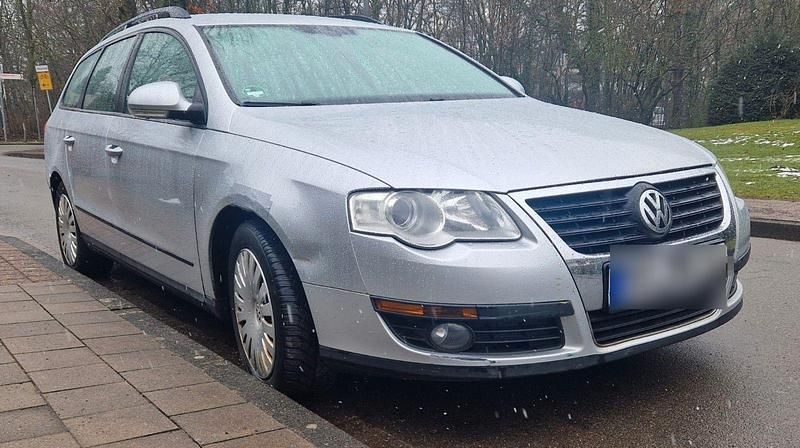 Usado VW Passat 140 HP (102 kW) 2007 Cinzento Sedan