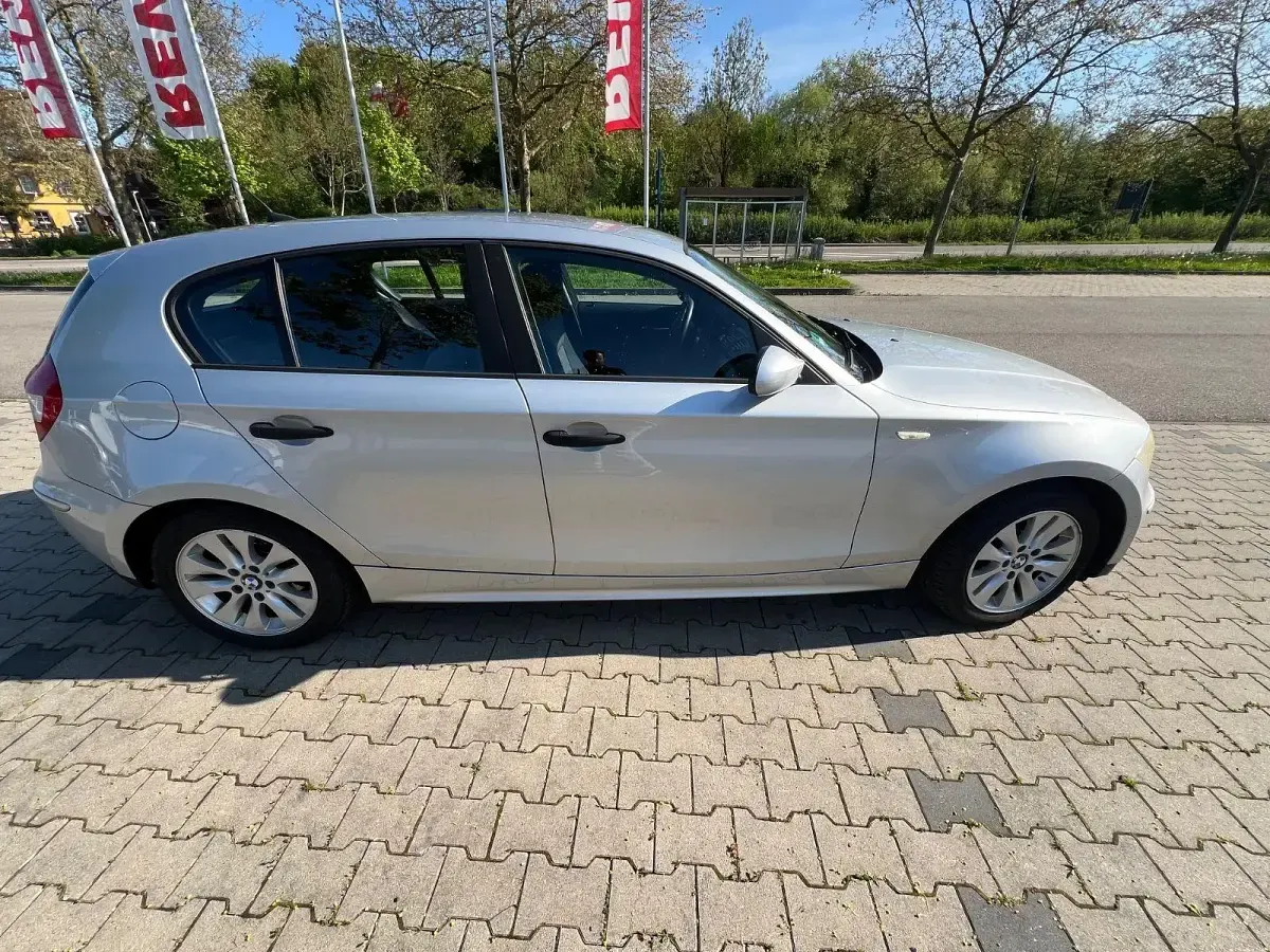 Gebraucht BMW 116 116 PS (85 kW) 2005 Silber Kleinwagen