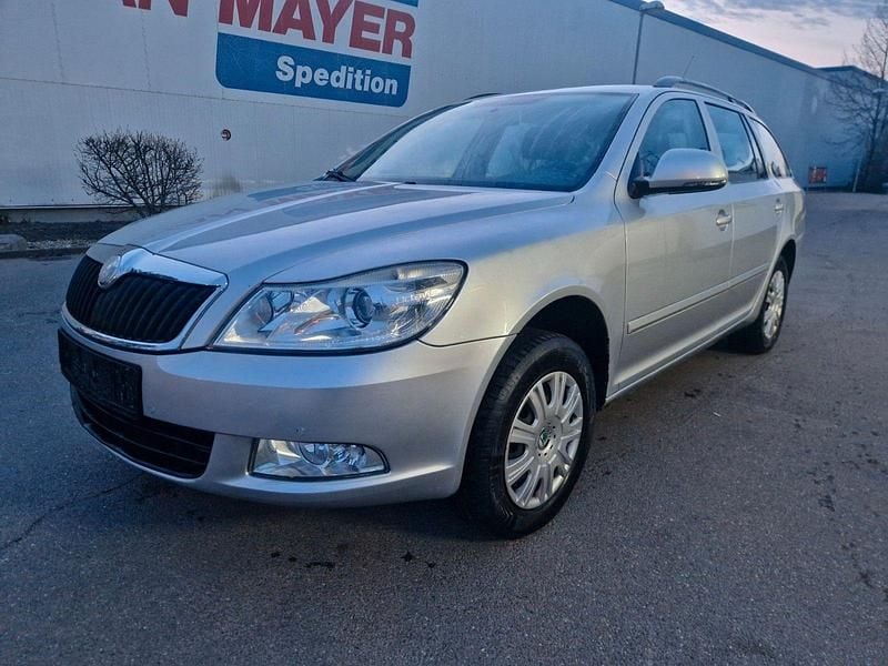 Second-hand Skoda Octavia 105 CP (77 kW) 2009 Gri Break