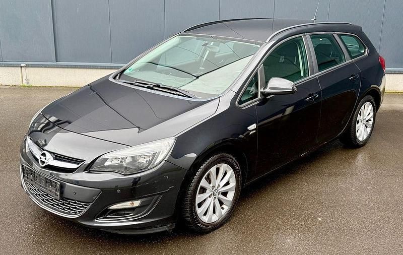 Gebraucht Opel Astra Active 140 PS (102 kW) 2013 Schwarz Kombi