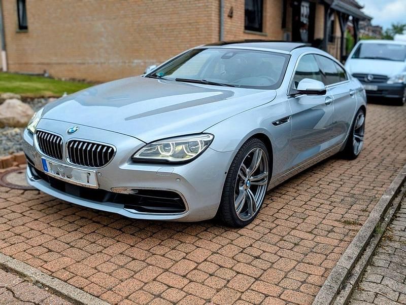 Silber Gebraucht 2015 BMW 640 Performance Coupé | 23.490 € (Fairer Preis) - Bild 1/4