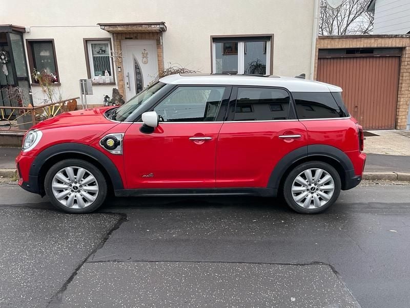 Rot Gebraucht 2020 Mini Cooper Countryman SUV | 18.000 € - Bild 1/4
