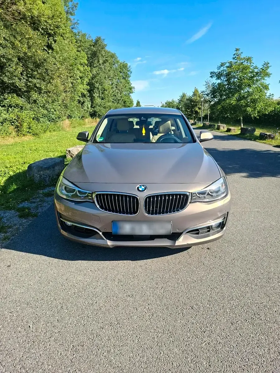 Gebraucht BMW 325 Luxury Line 218 PS (160 kW) 2014 Gold Limousine