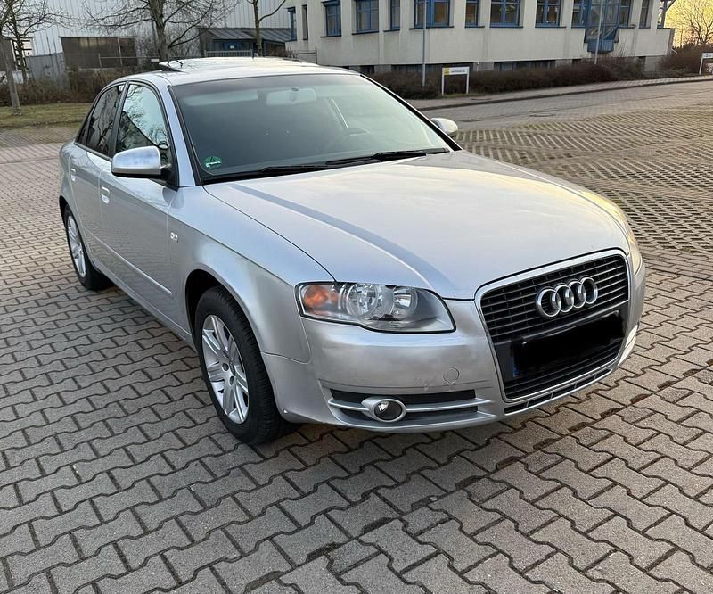 Gebraucht Audi A4 130 PS (95 kW) 2005 Silber Limousine