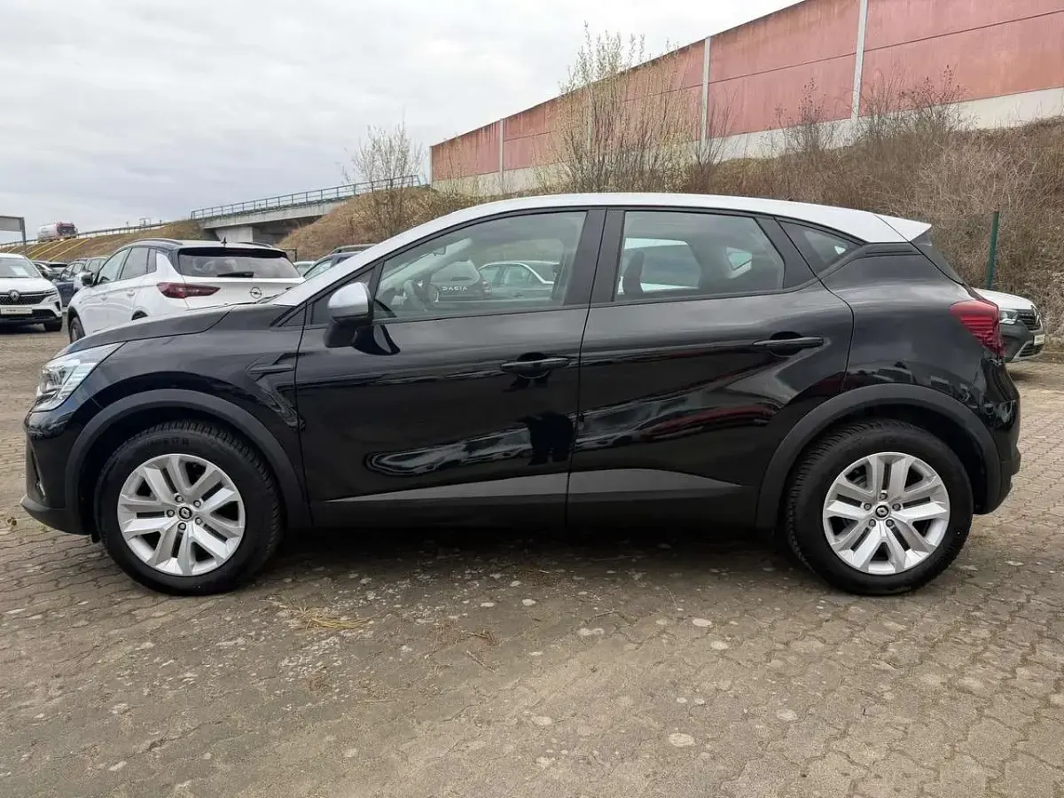 Używany Renault Captur Equilibre 91 KM (66 kW) 2023 Czarny SUV