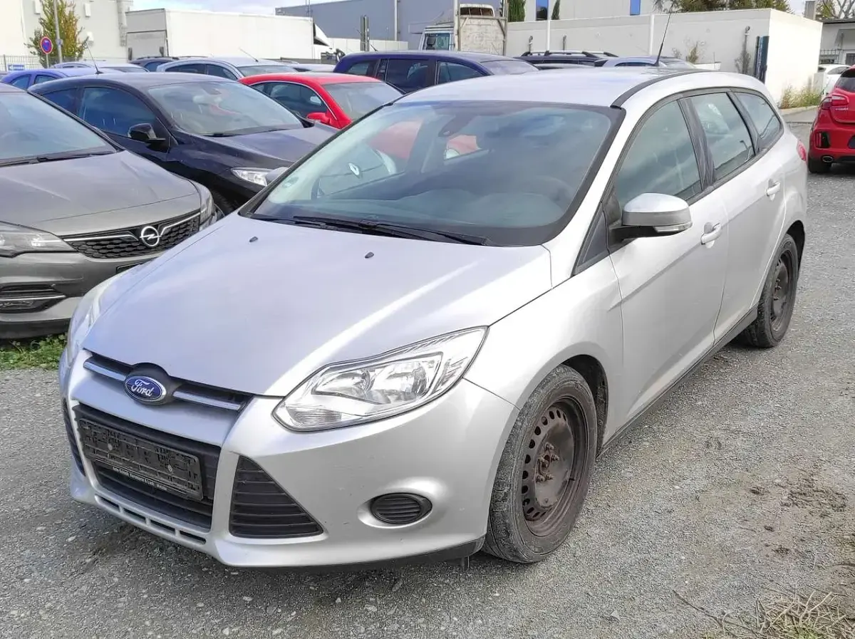 Usata Ford Focus Trend 116 CV (85 kW) 2014 Argento Station wagon
