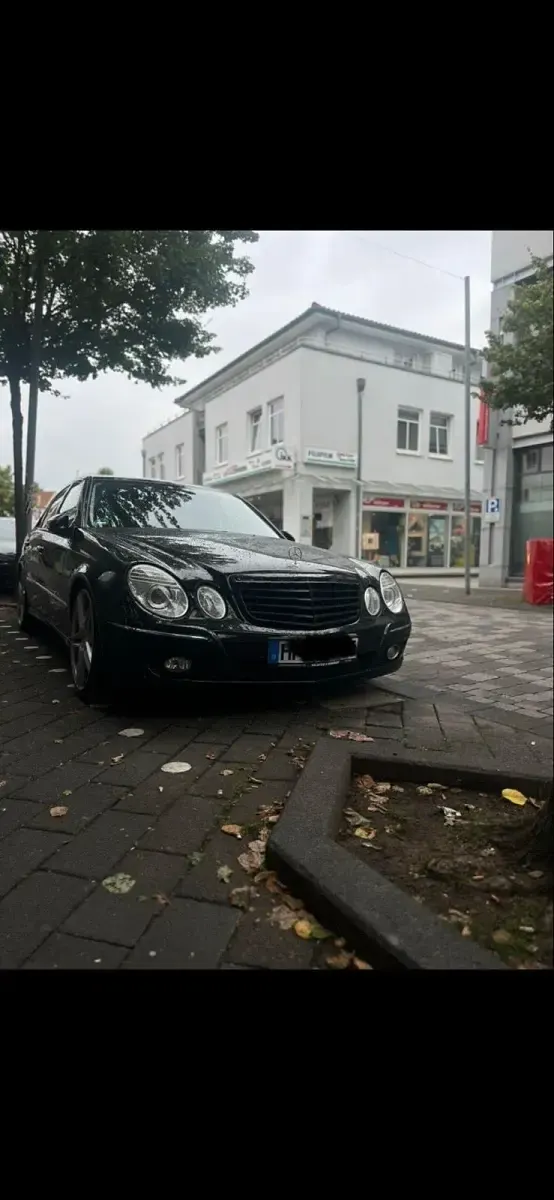 Gebraucht Mercedes E350 272 PS (200 kW) 2007 Schwarz Limousine