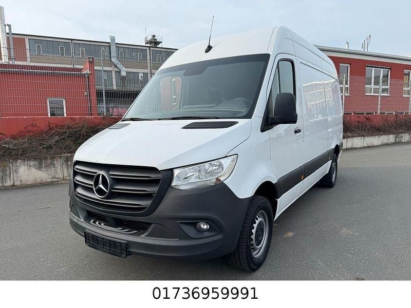 Gebraucht Mercedes Sprinter 143 PS (105 kW) 2021 Weiß Van