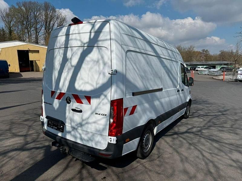 Gebraucht Mercedes Sprinter 143 PS (105 kW) 2018 Weiß Van