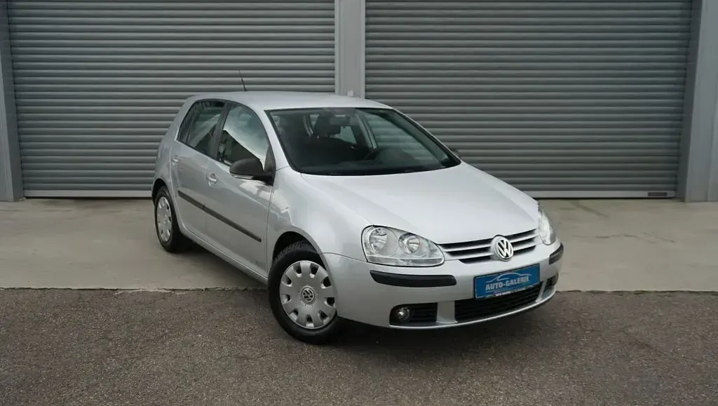 Gebraucht VW Golf IV Trendline 116 PS (85 kW) 2006 Silber Limousine