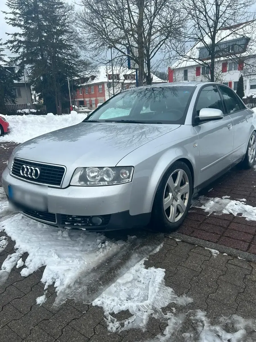 Gebraucht Audi A4 131 PS (96 kW) 2001 Grau Limousine