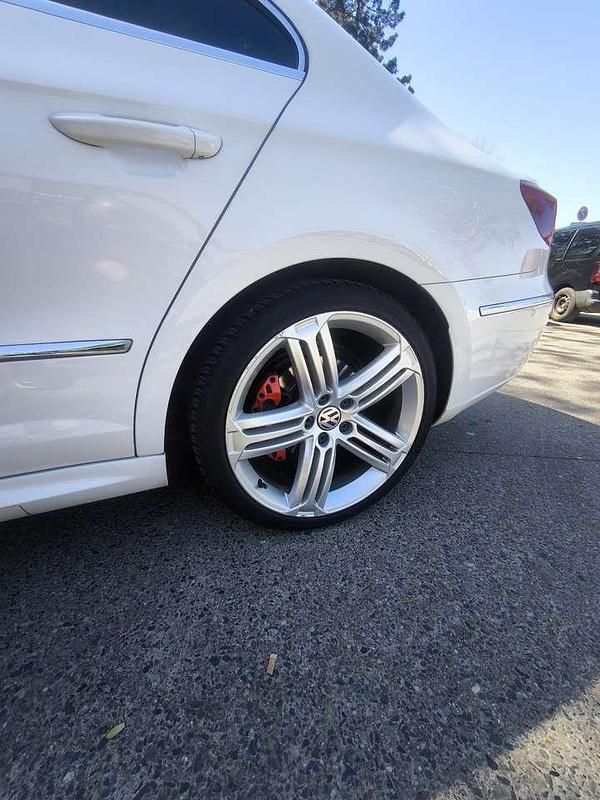 Second-hand VW CC 211 CP (155 kW) 2014 Berlinǎ