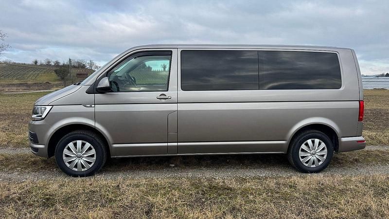 Gebraucht VW T6 Comfortline 150 PS (110 kW) 2017 Grau Van