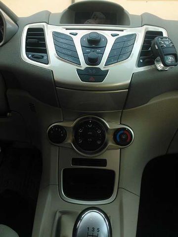 Gebraucht Ford Fiesta 90 PS (66 kW) 2008 Rot metallic Kleinwagen